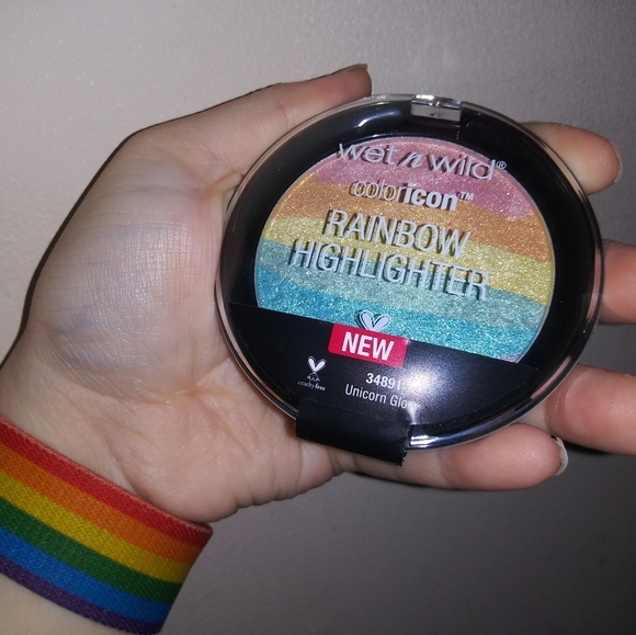THANK U!!ππUnicorn Glowπ Rainbow Highlighter! - Picture 3 of 3